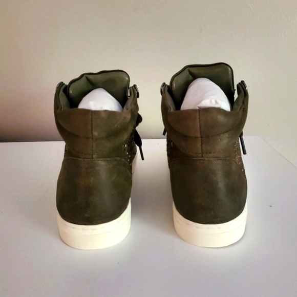 Vince Camuto Bestinda NIB - Picture 5 of 5